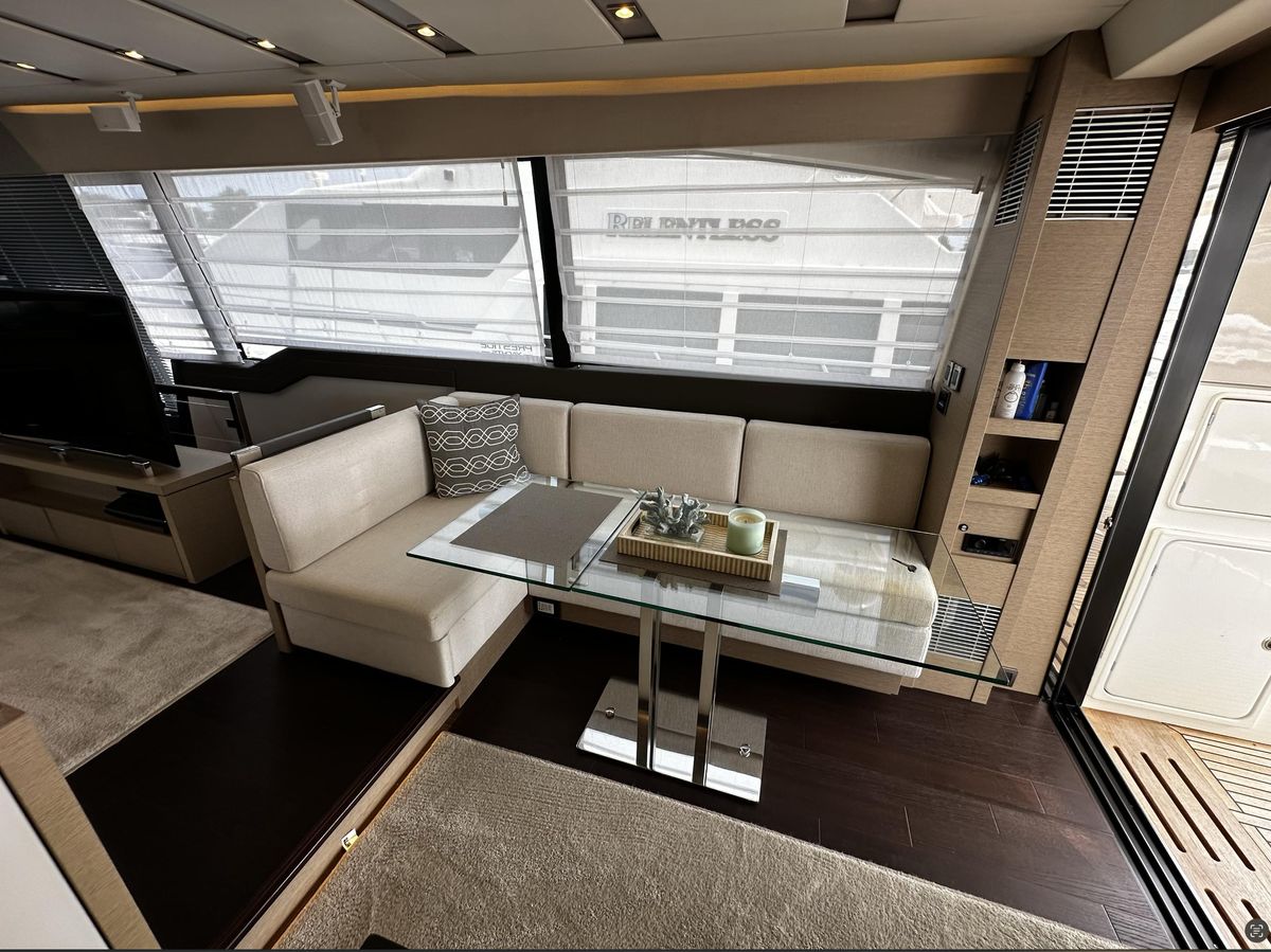 2016 Prestige 68 