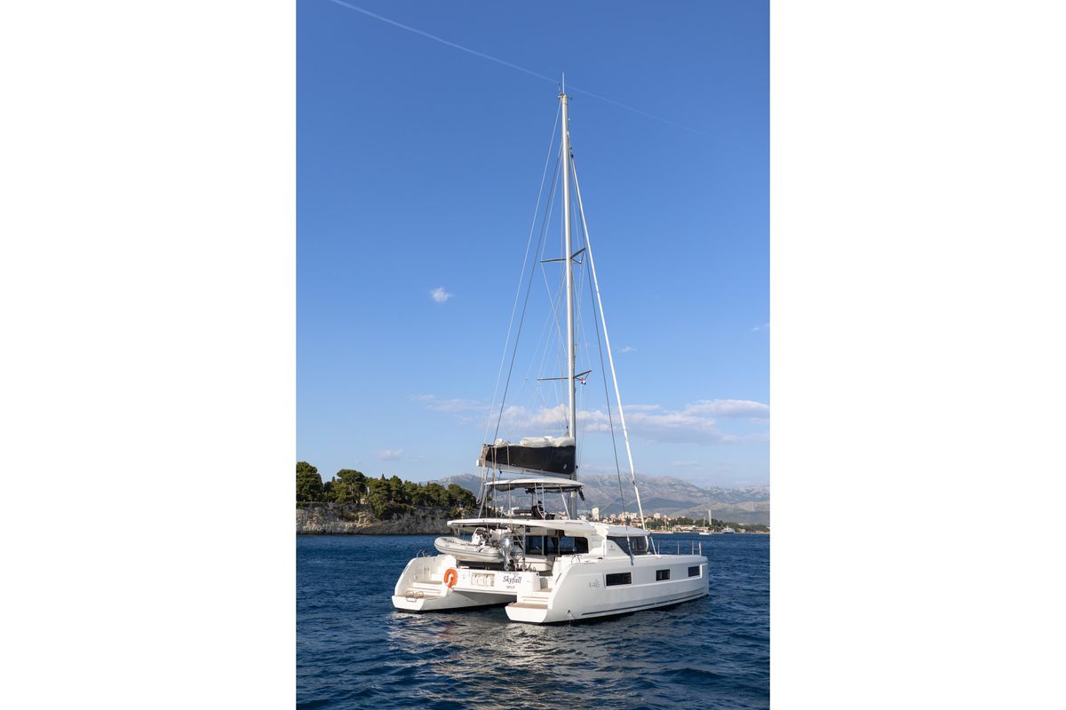 2023 Lagoon 45 