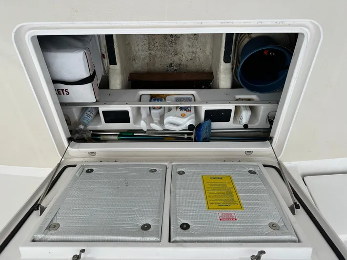 Bay Saddle Yacht Photos Pics 