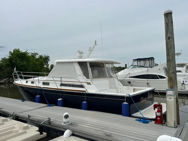 Bay Saddle Yacht Photos Pics 
