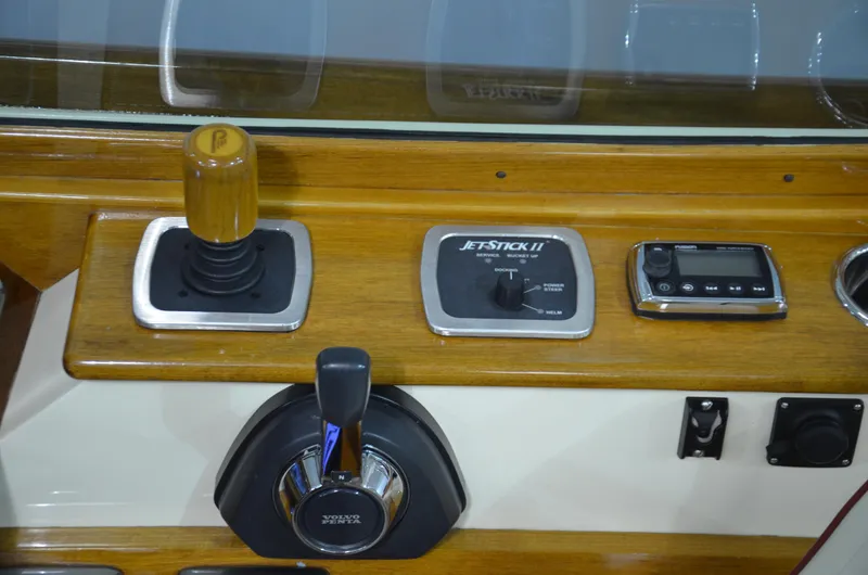 Gull Yacht Photos Pics 