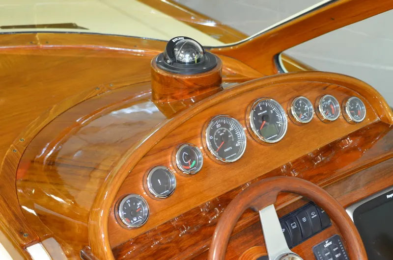 Gull Yacht Photos Pics 