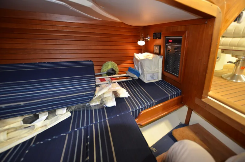 Gull Yacht Photos Pics 