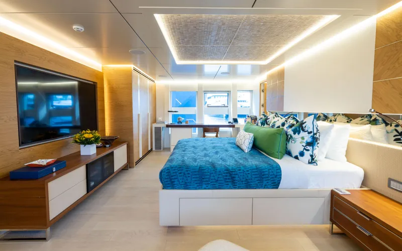 Calliope Yacht Photos Pics 