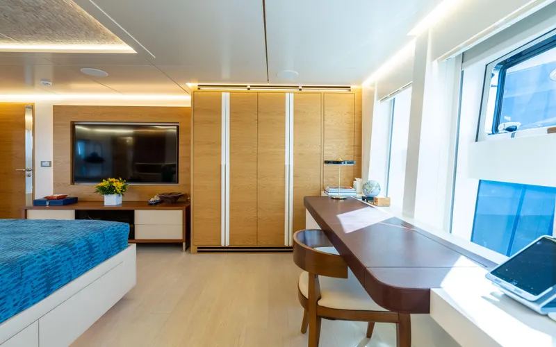 Calliope Yacht Photos Pics 