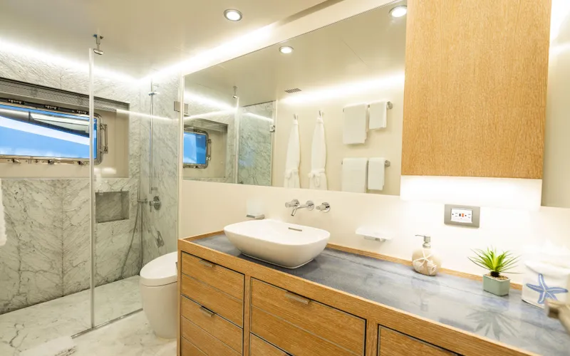 Calliope Yacht Photos Pics 