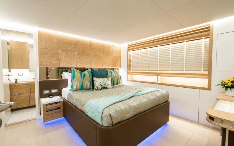 Calliope Yacht Photos Pics 