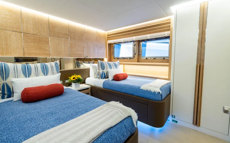 Calliope Yacht Photos Pics 