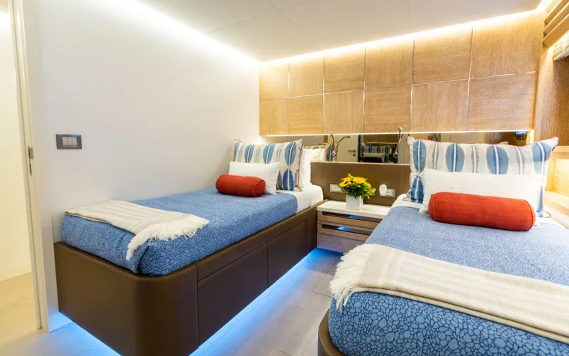 Calliope Yacht Photos Pics 