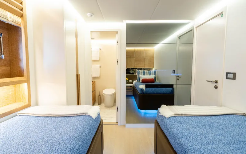 Calliope Yacht Photos Pics 