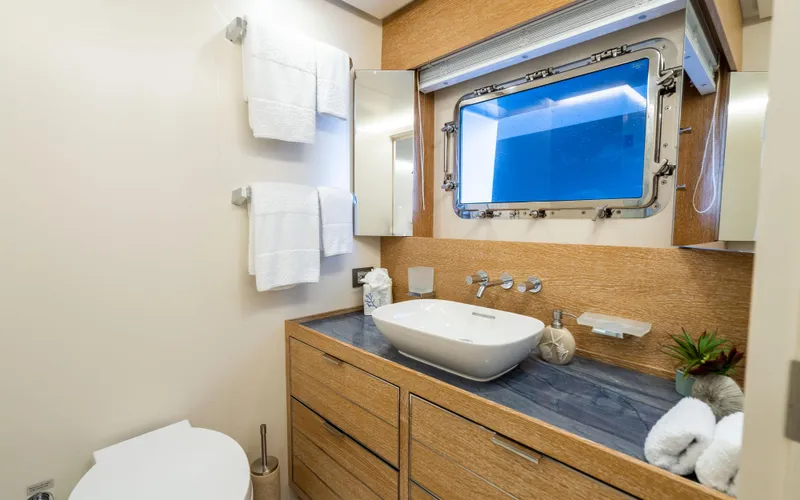 Calliope Yacht Photos Pics 