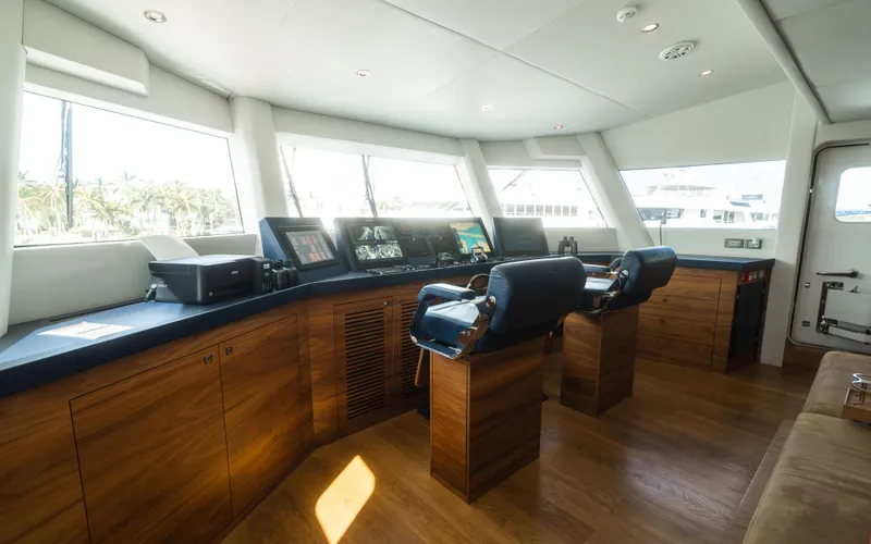 Calliope Yacht Photos Pics 