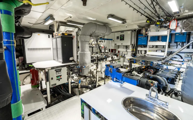 Calliope Yacht Photos Pics 