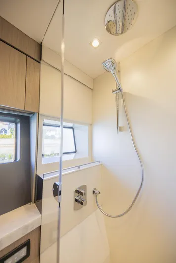 Sea Zar Yacht Photos Pics Modern shower area in 2019 Sunseeker Manhattan 66 yacht.