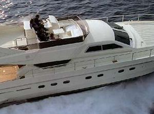 1999 Ferretti Yachts 62
