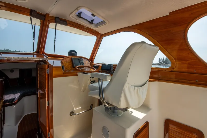 Felicity Yacht Photos Pics 