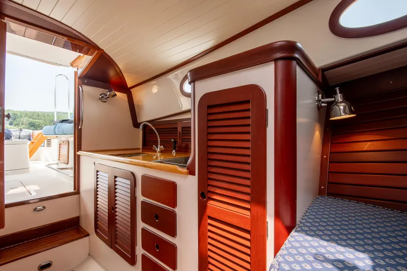 Felicity Yacht Photos Pics 