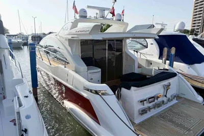 Azimut 43S