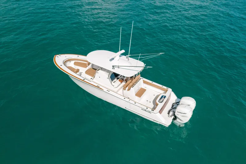  Yacht Photos Pics 2020 Valhalla Boatworks V-33 cruising on clear blue water.