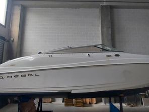 2001 Regal Regal 2300 LSR