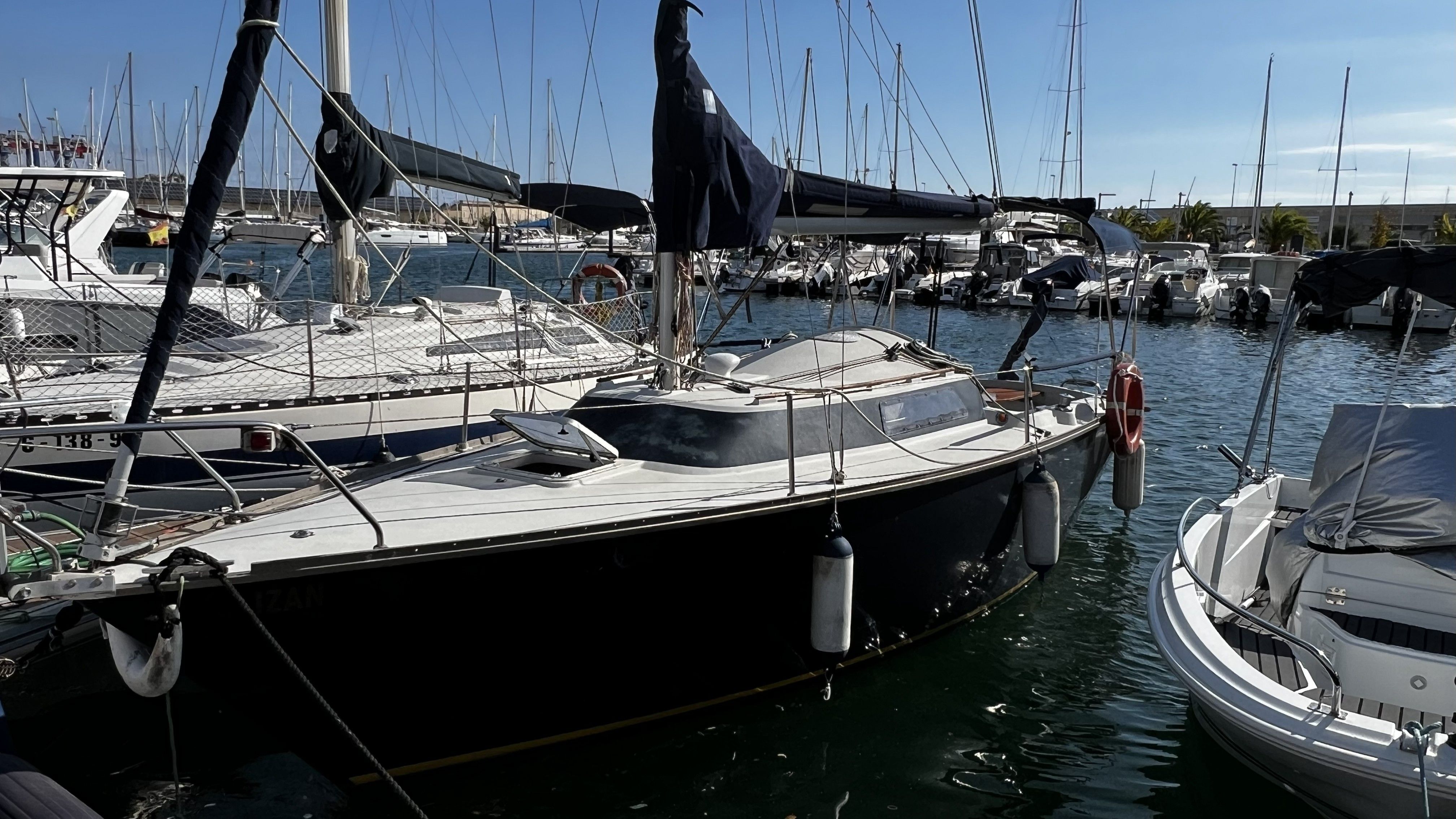 1979 Custom Dufour 24