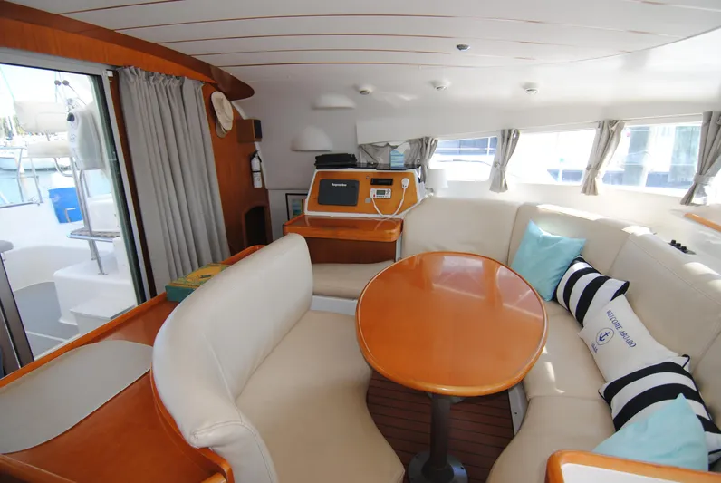 Jaja Yacht Photos Pics 