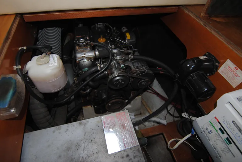 Jaja Yacht Photos Pics 