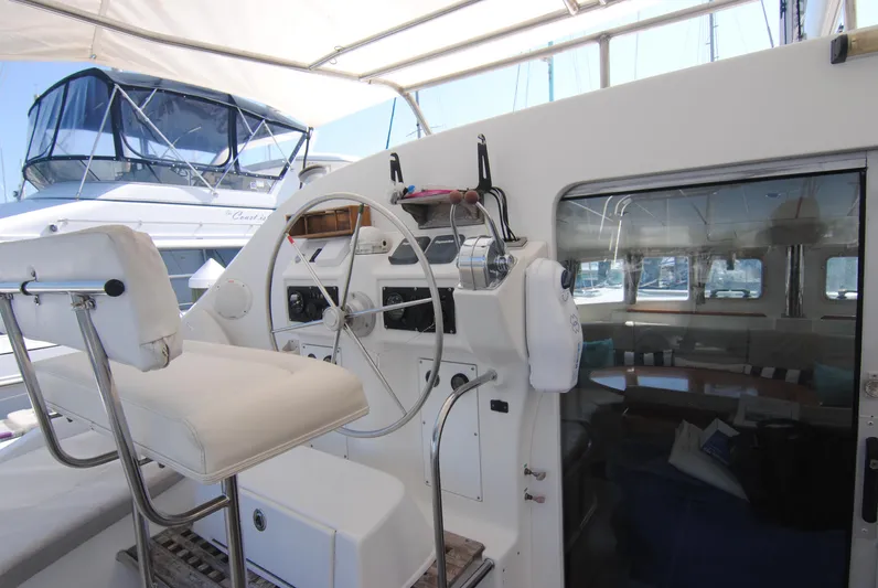 Jaja Yacht Photos Pics 