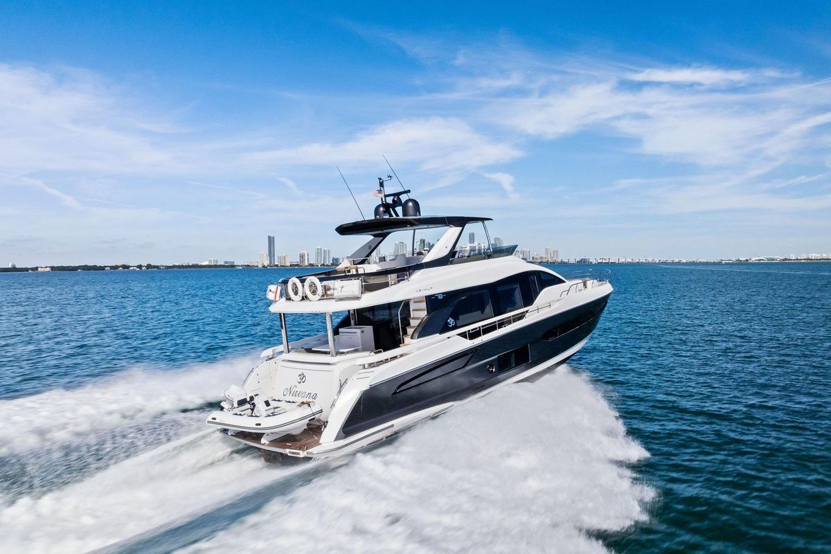 2021 Azimut 78 