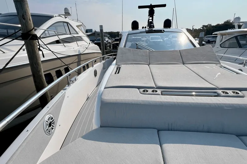 Satisfaction Yacht Photos Pics 