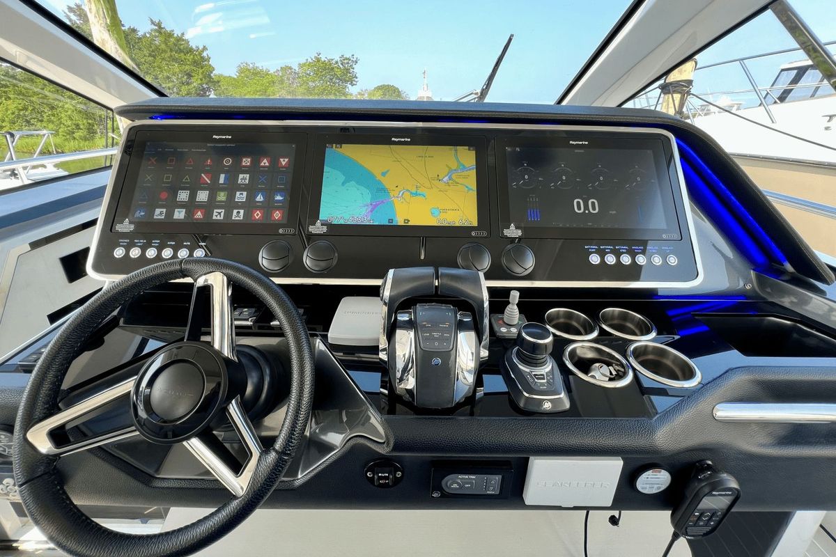 2022 Azimut 47 