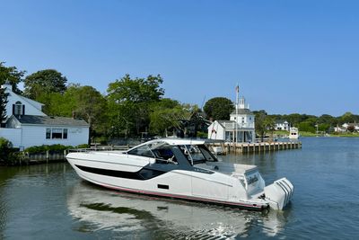 Yacht