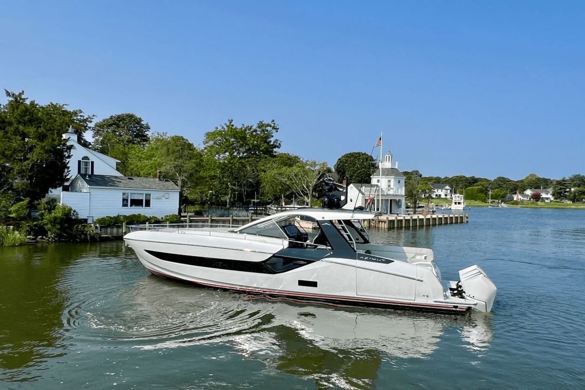 2022 Azimut 47 