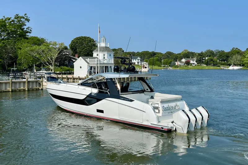 Satisfaction Yacht Photos Pics 