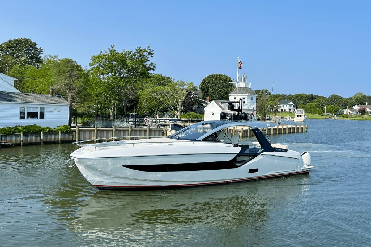 2022 Azimut 47 