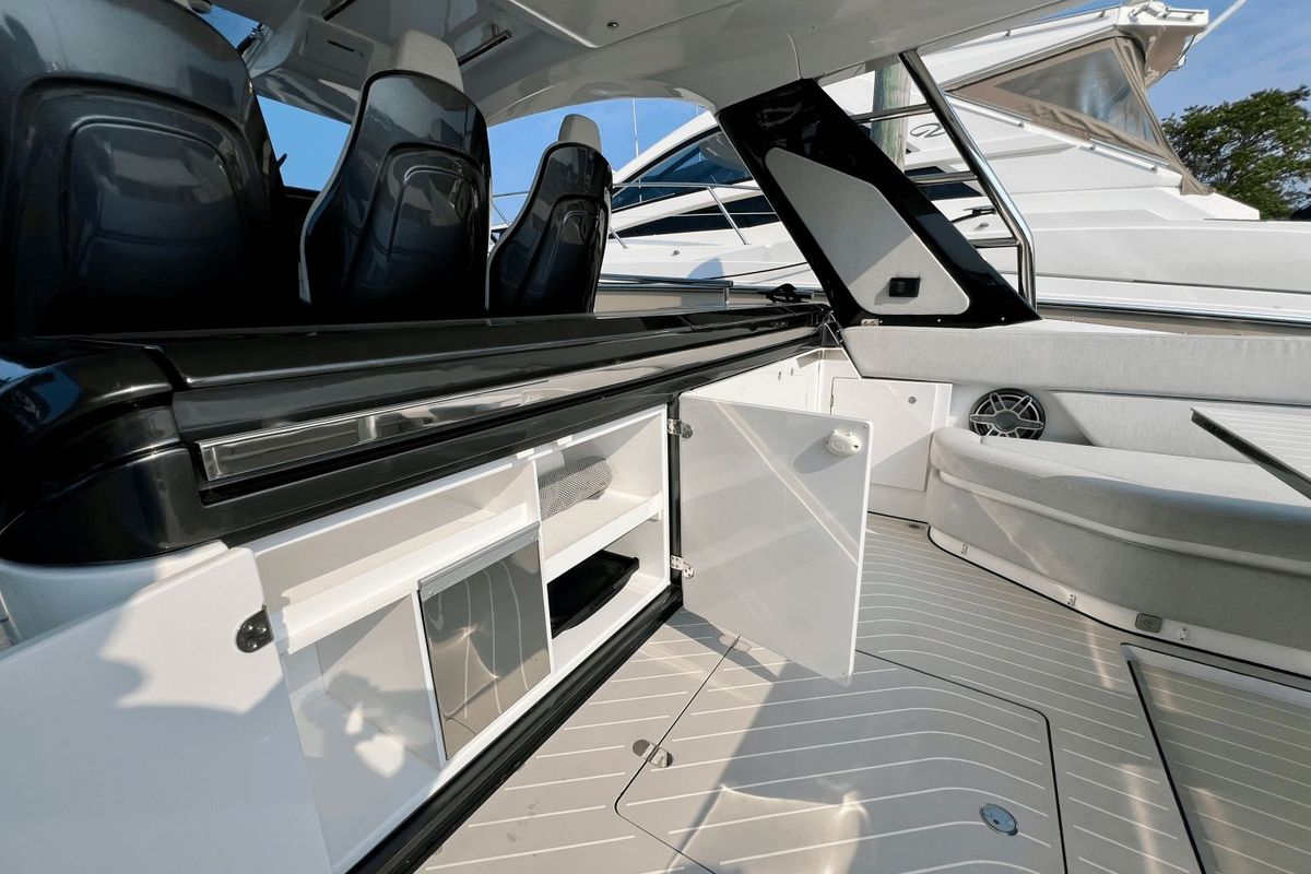 2022 Azimut 47 
