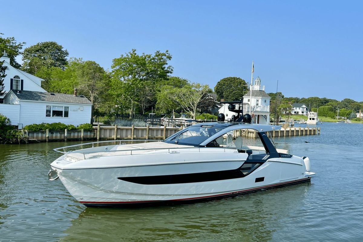 2022 Azimut 47 