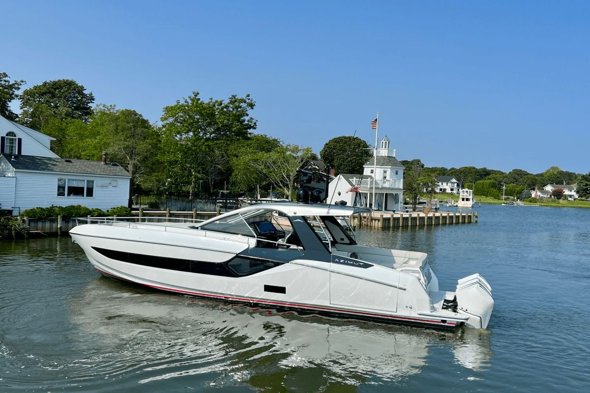 2022 Azimut 47 