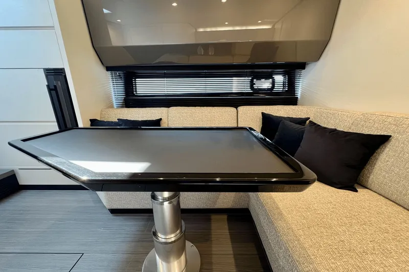 Satisfaction Yacht Photos Pics 