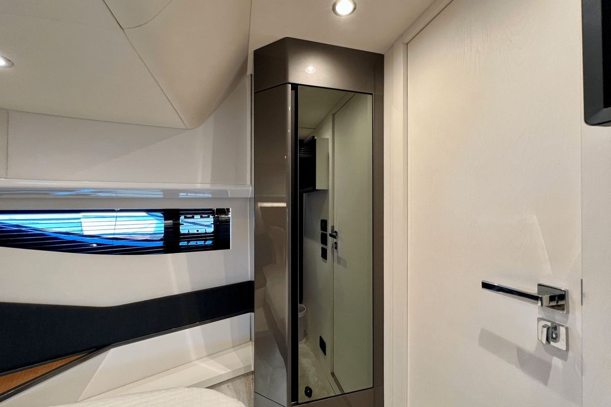 2022 Azimut 47 