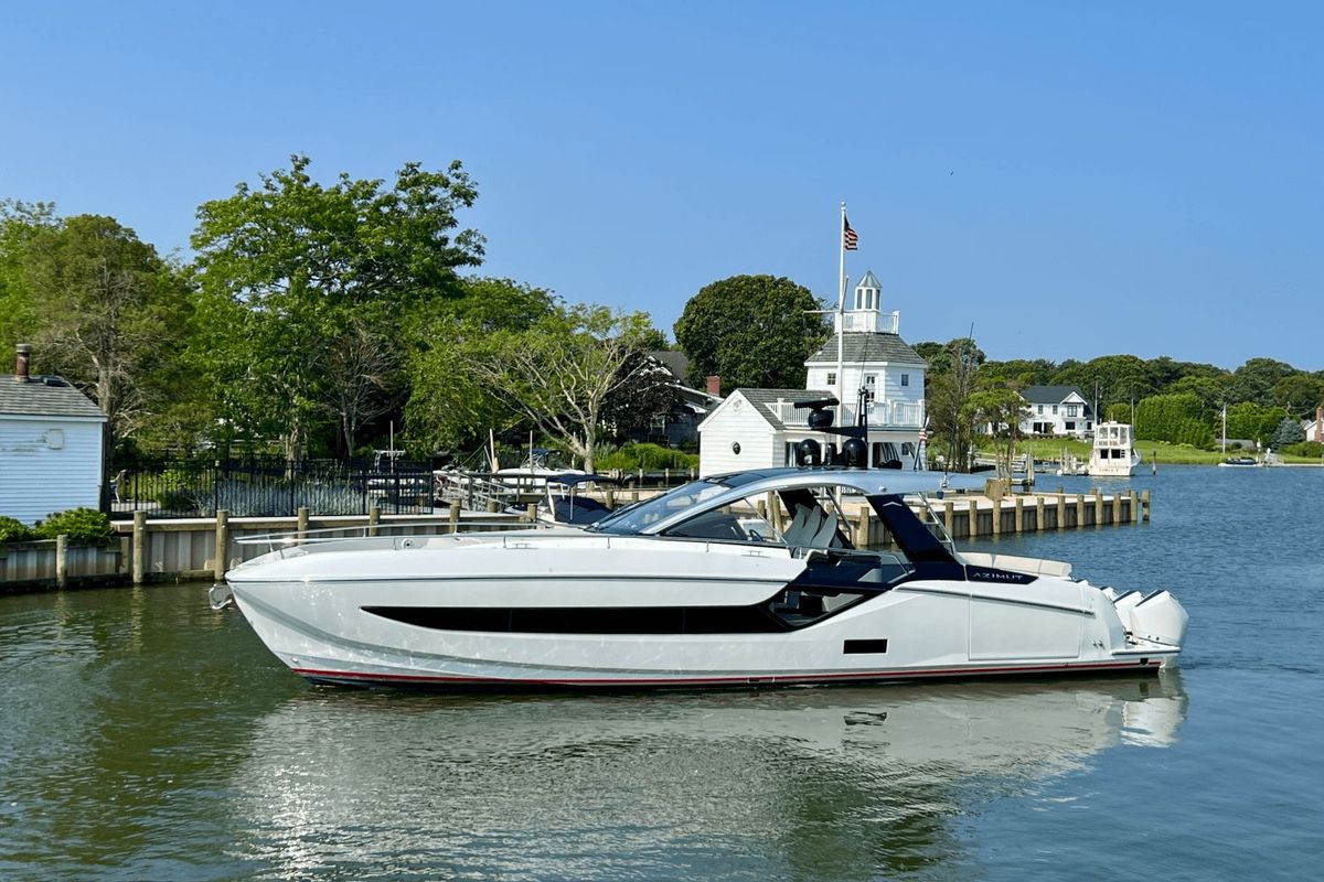 2022 Azimut 47 