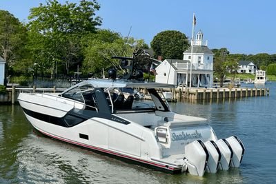 Yacht