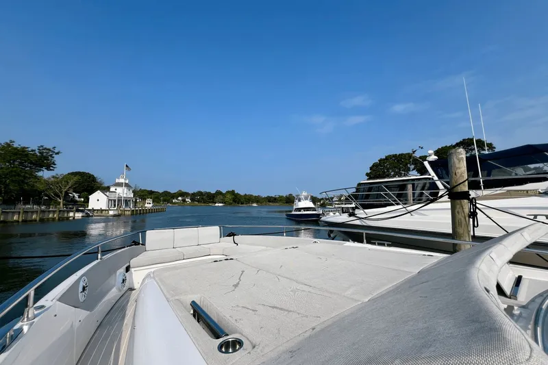 Satisfaction Yacht Photos Pics 