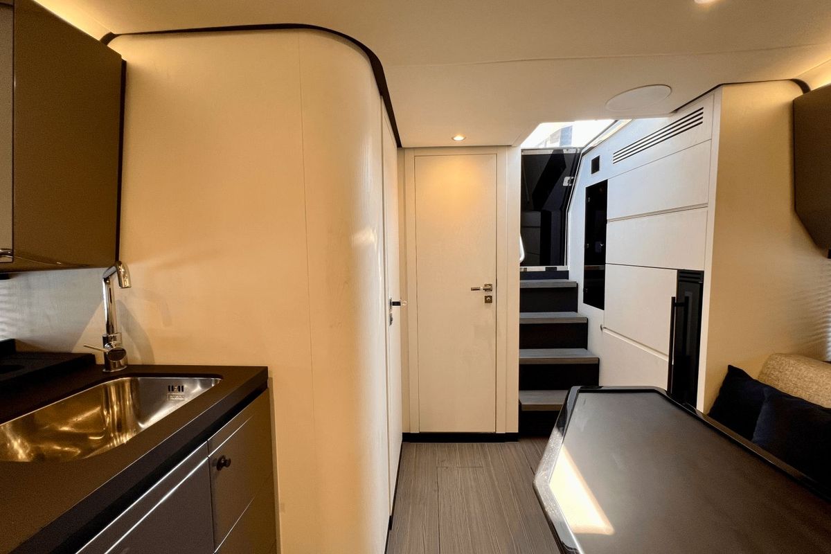 2022 Azimut 47 