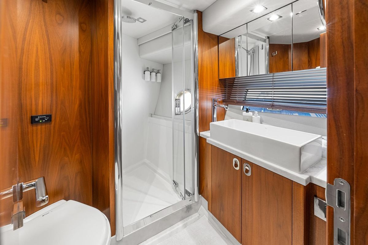 2016 Sunseeker 65 