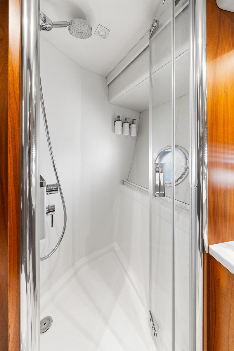 2016 Sunseeker 65 