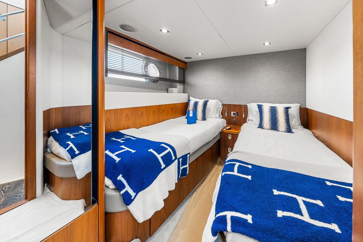 2016 Sunseeker 65 