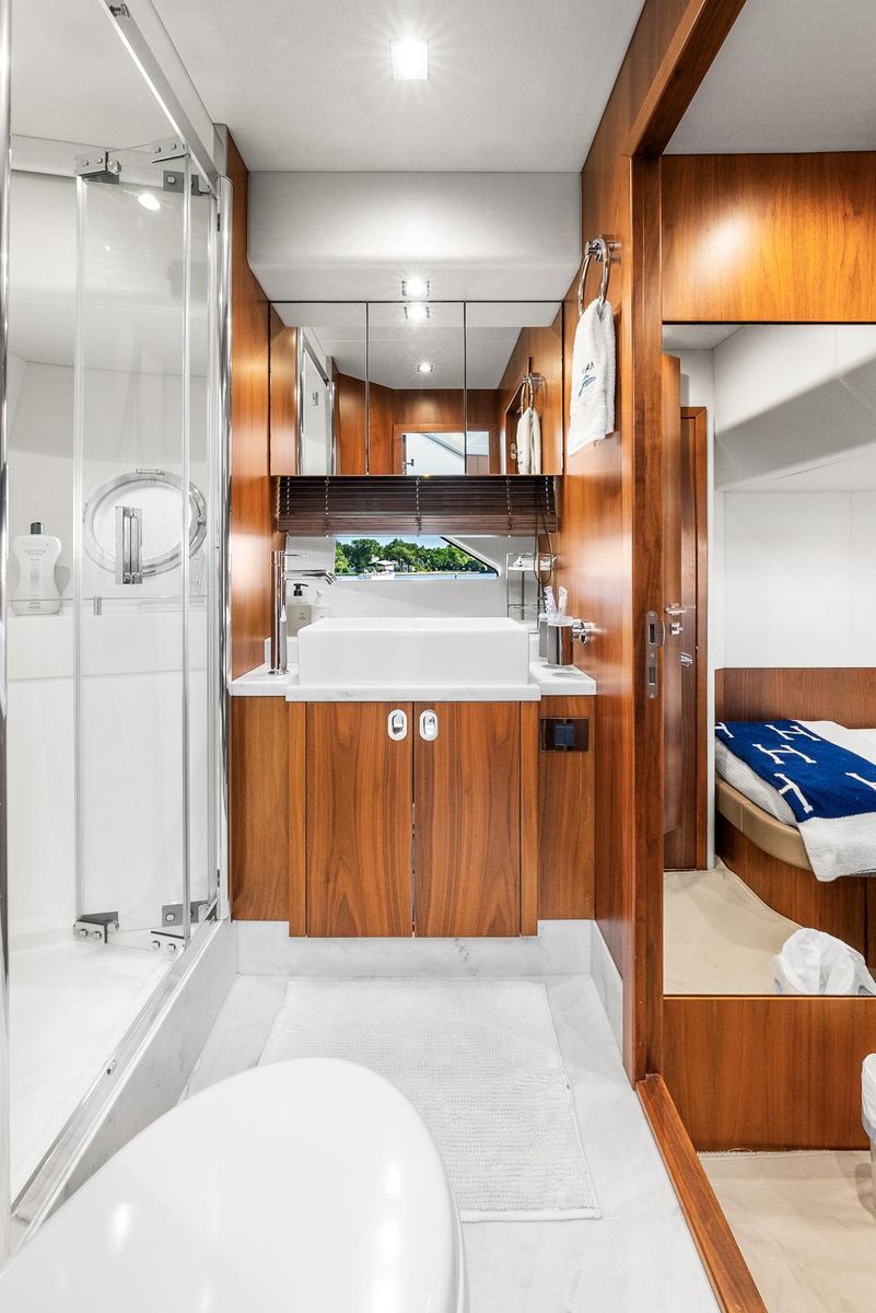 2016 Sunseeker 65 