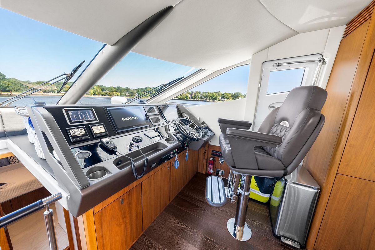 2016 Sunseeker 65 