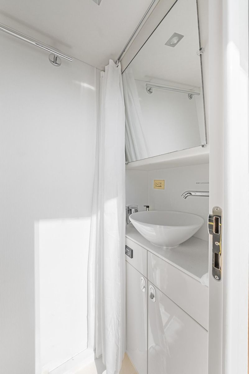 2016 Sunseeker 65 